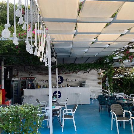 Cocktail & Dreams - Beach Hotel Саранда Экстерьер фото