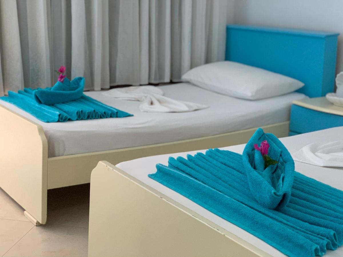 Cocktail & Dreams - Beach Hotel Саранда Экстерьер фото