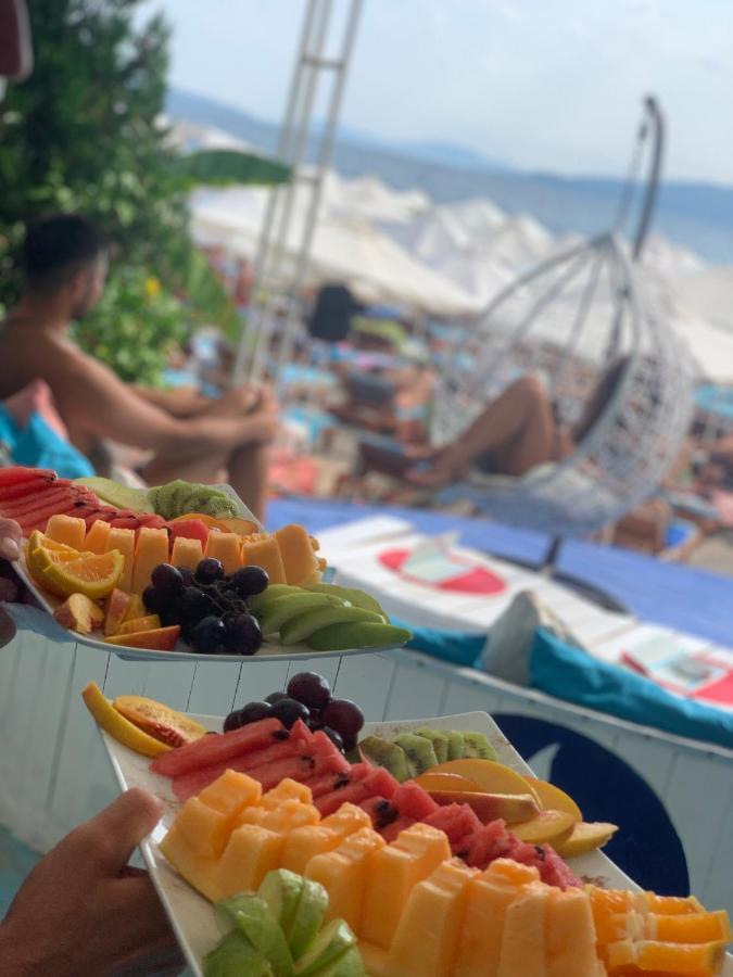Cocktail & Dreams - Beach Hotel Саранда Экстерьер фото