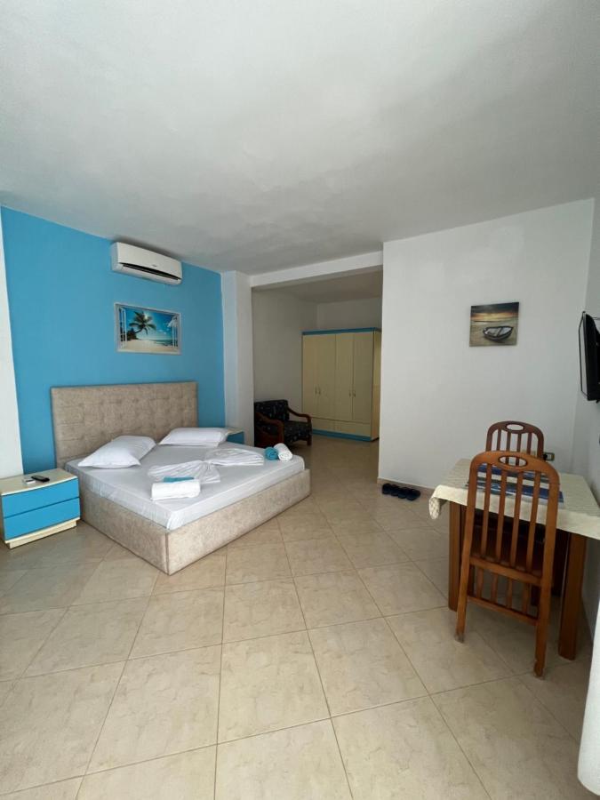 Cocktail & Dreams - Beach Hotel Саранда Экстерьер фото