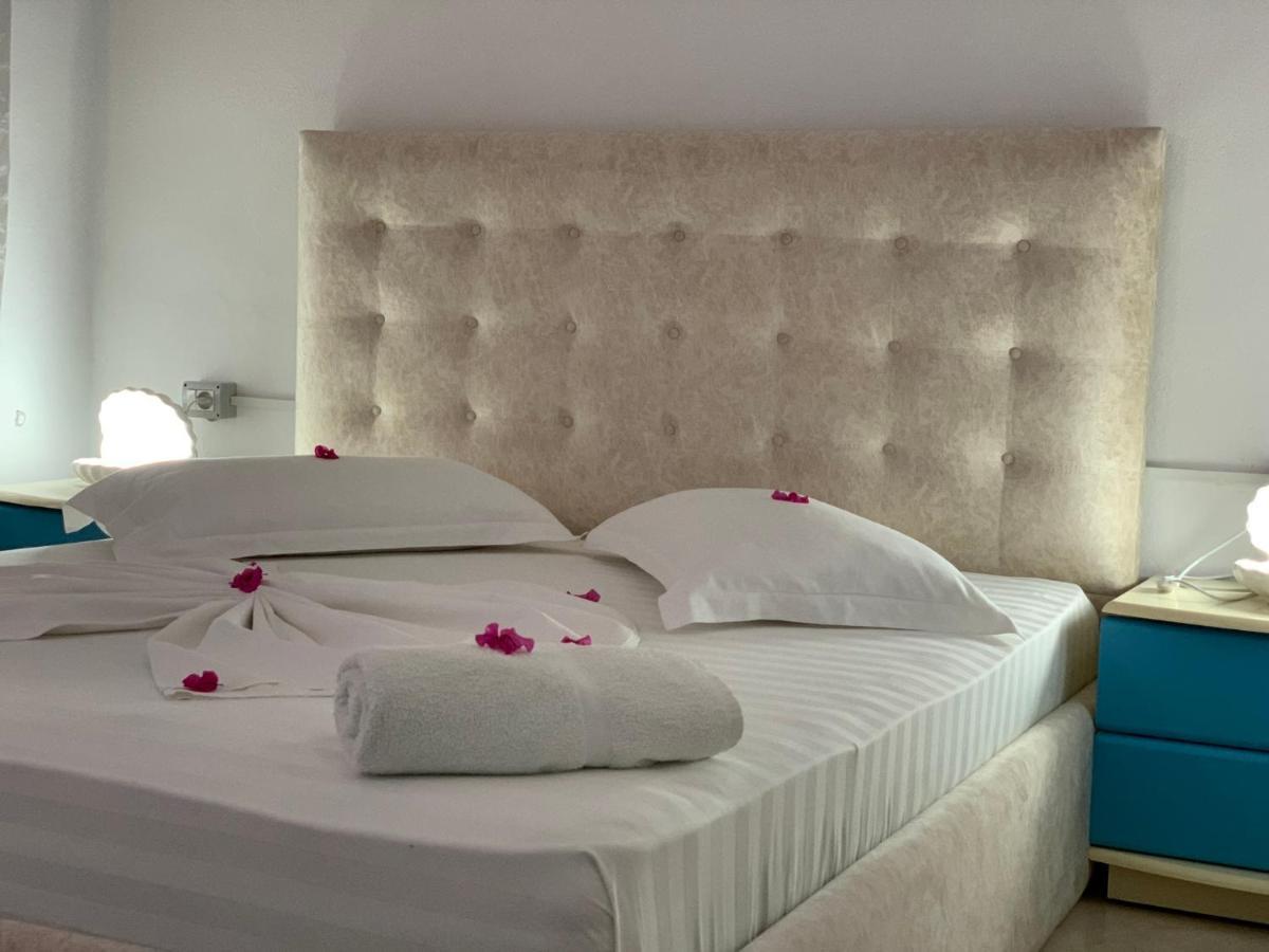 Cocktail & Dreams - Beach Hotel Саранда Экстерьер фото
