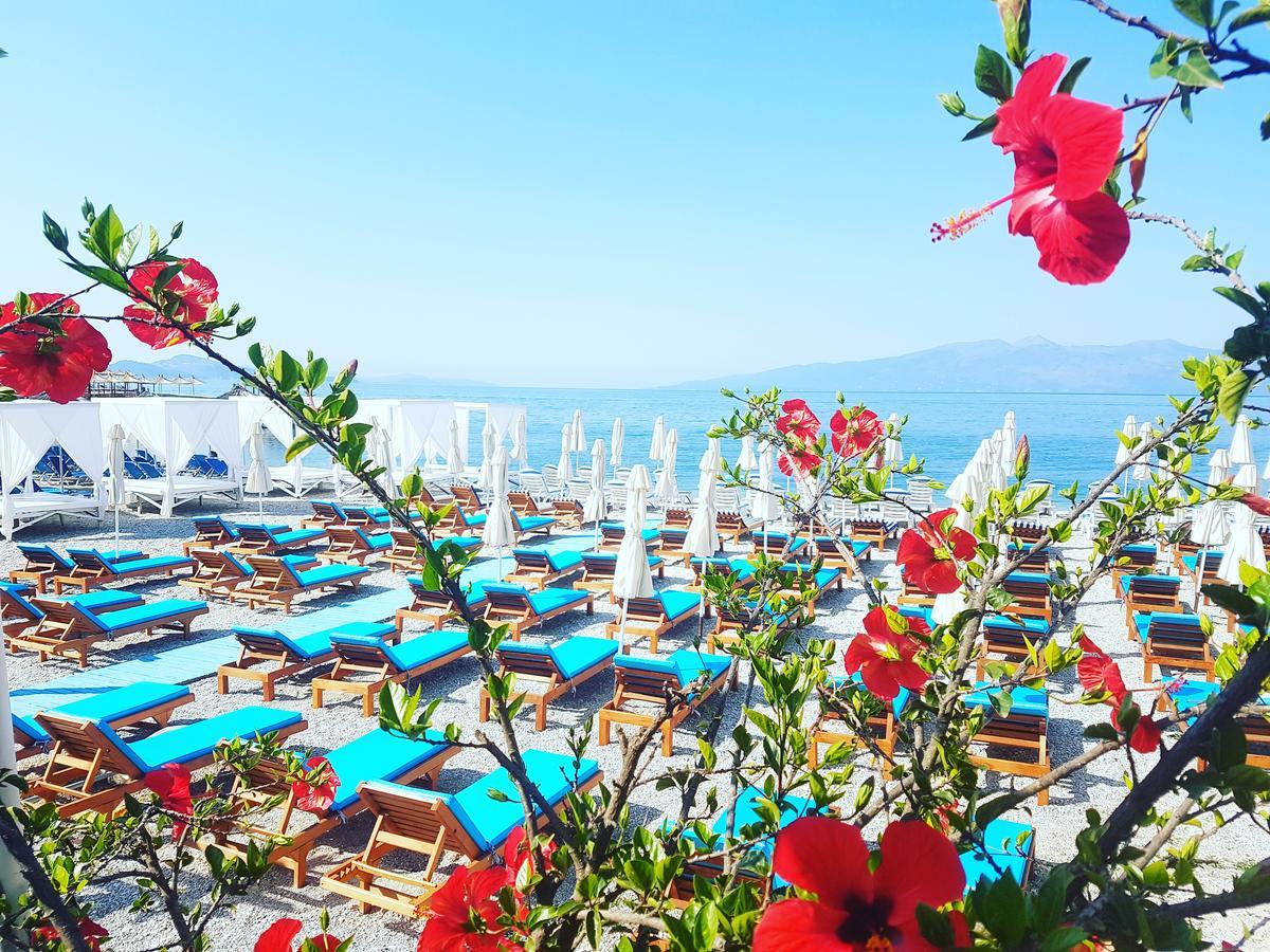 Cocktail & Dreams - Beach Hotel Саранда Экстерьер фото