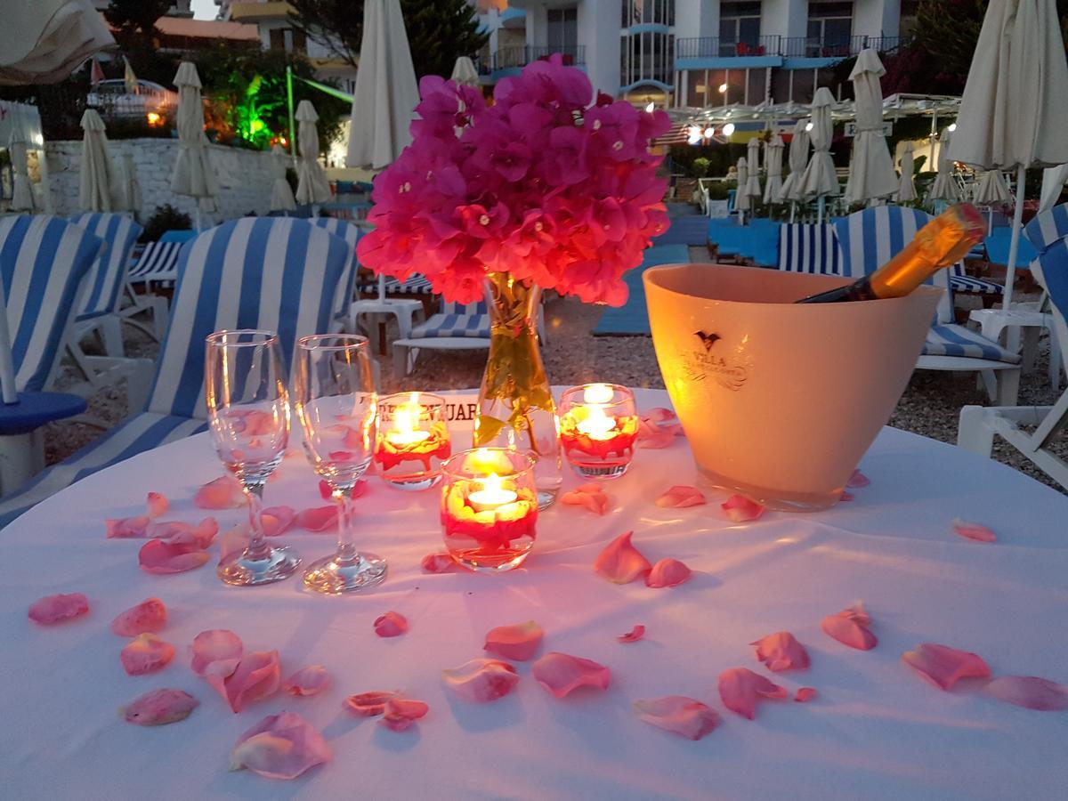 Cocktail & Dreams - Beach Hotel Саранда Экстерьер фото