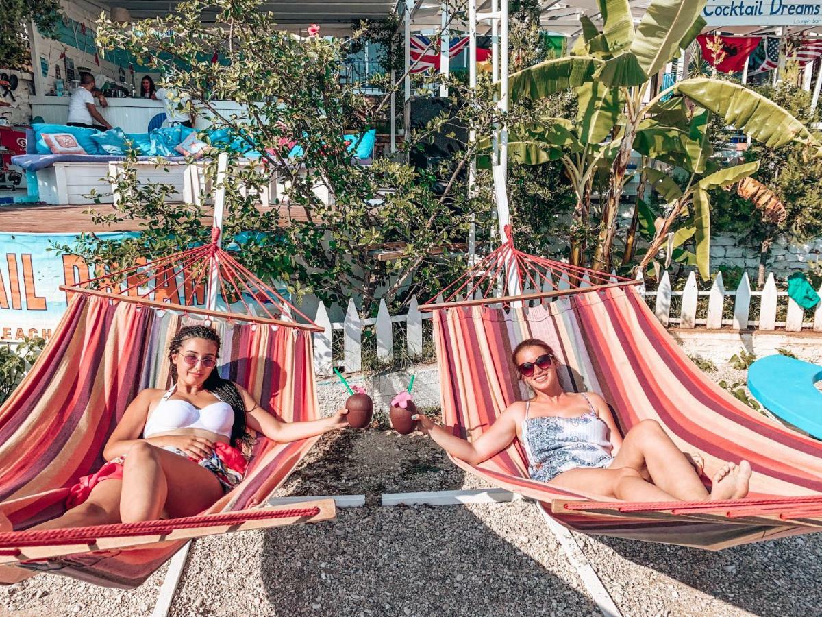 Cocktail & Dreams - Beach Hotel Саранда Экстерьер фото
