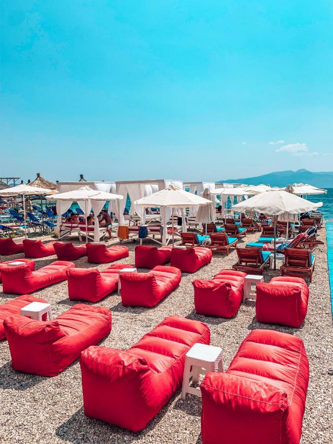 Cocktail & Dreams - Beach Hotel Саранда Экстерьер фото